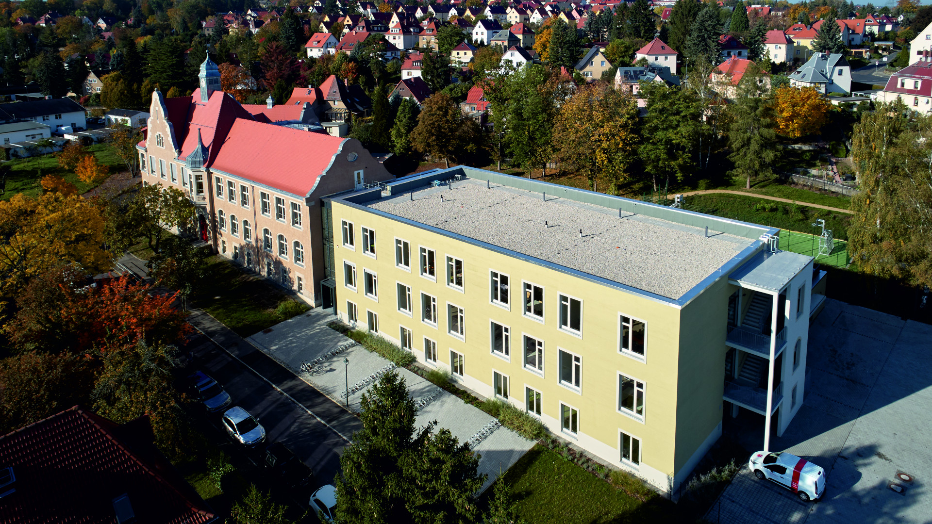 Dresden, Alt Lockwitz School