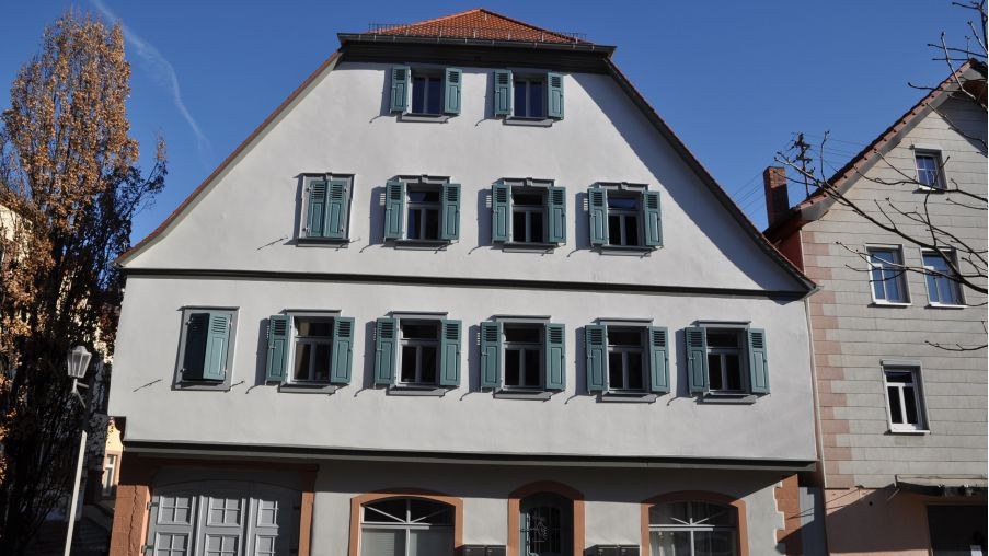 Denkmalgeschütztes Mehrfamilienhaus