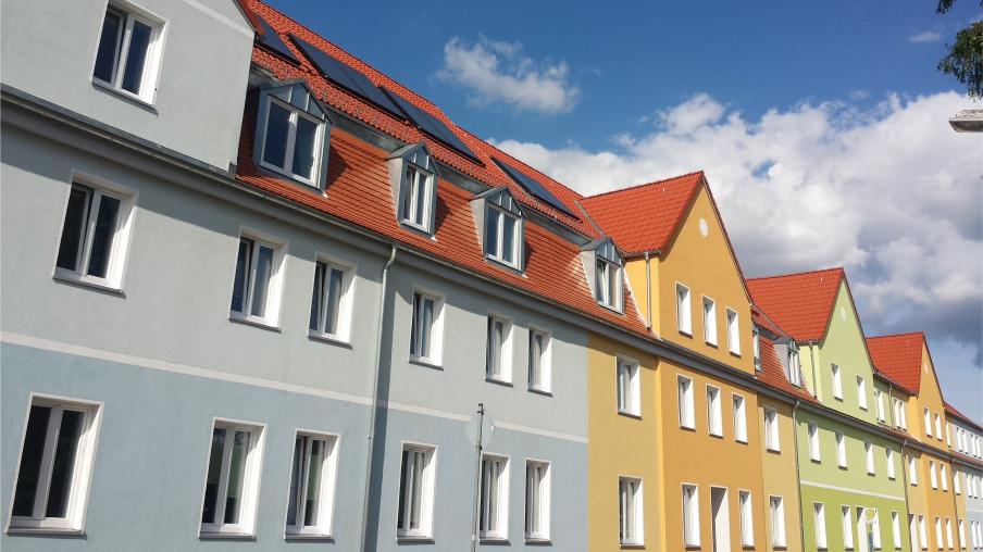Mehrfamilienhaus - Bitterfeld