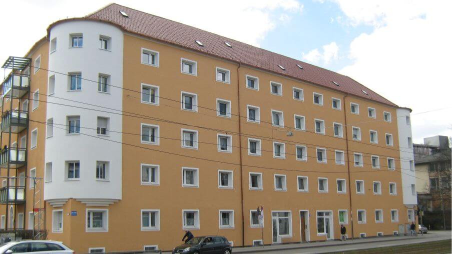 Mehrfamilienhaus - München