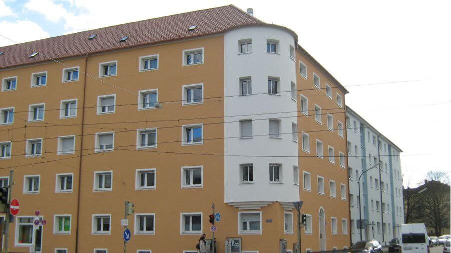 Mehrfamilienhaus - München